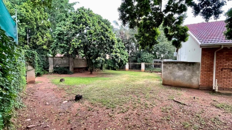 5 Bedroom Property for Sale in Safari Gardens North West